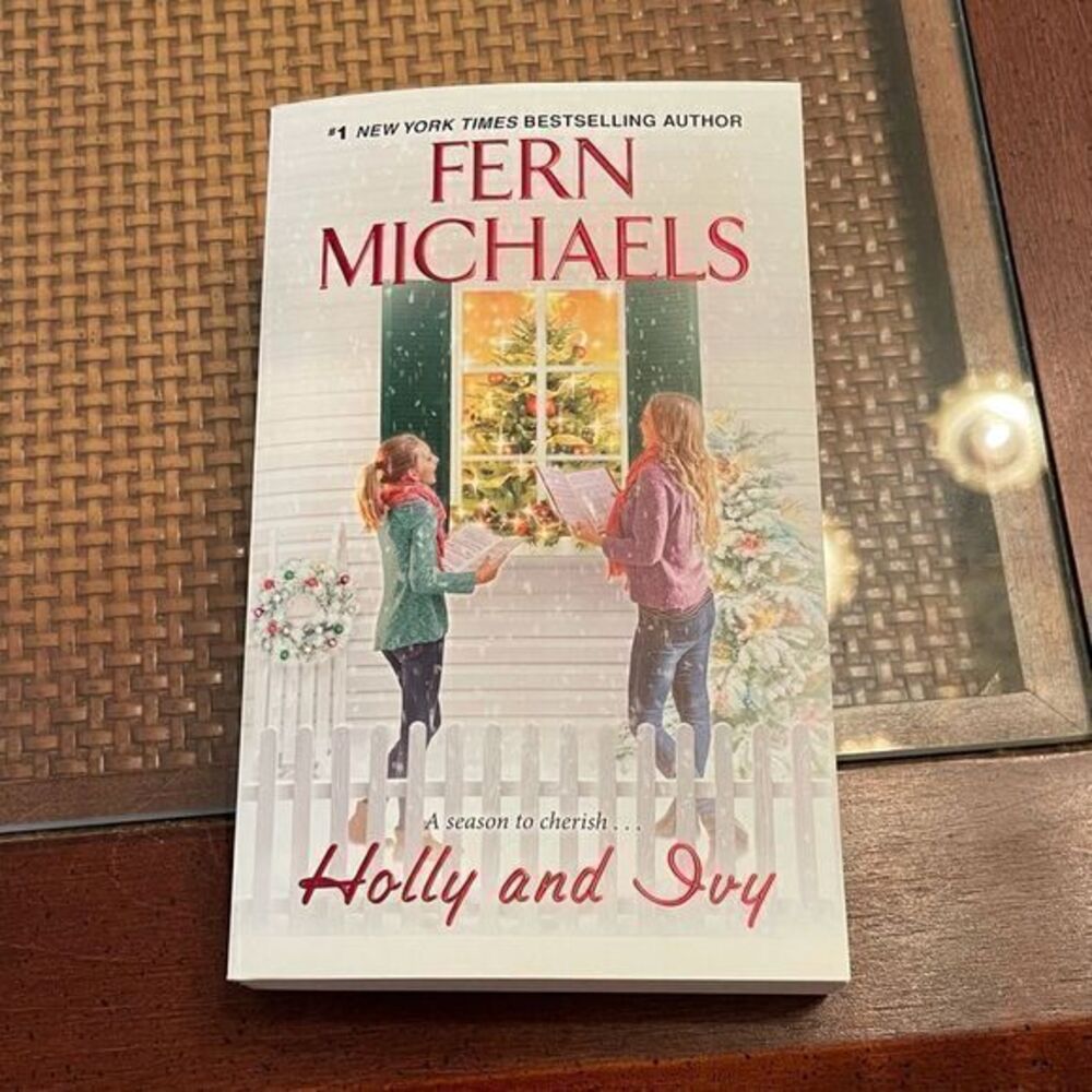 Fern‎ Michaels Holly and Ivy